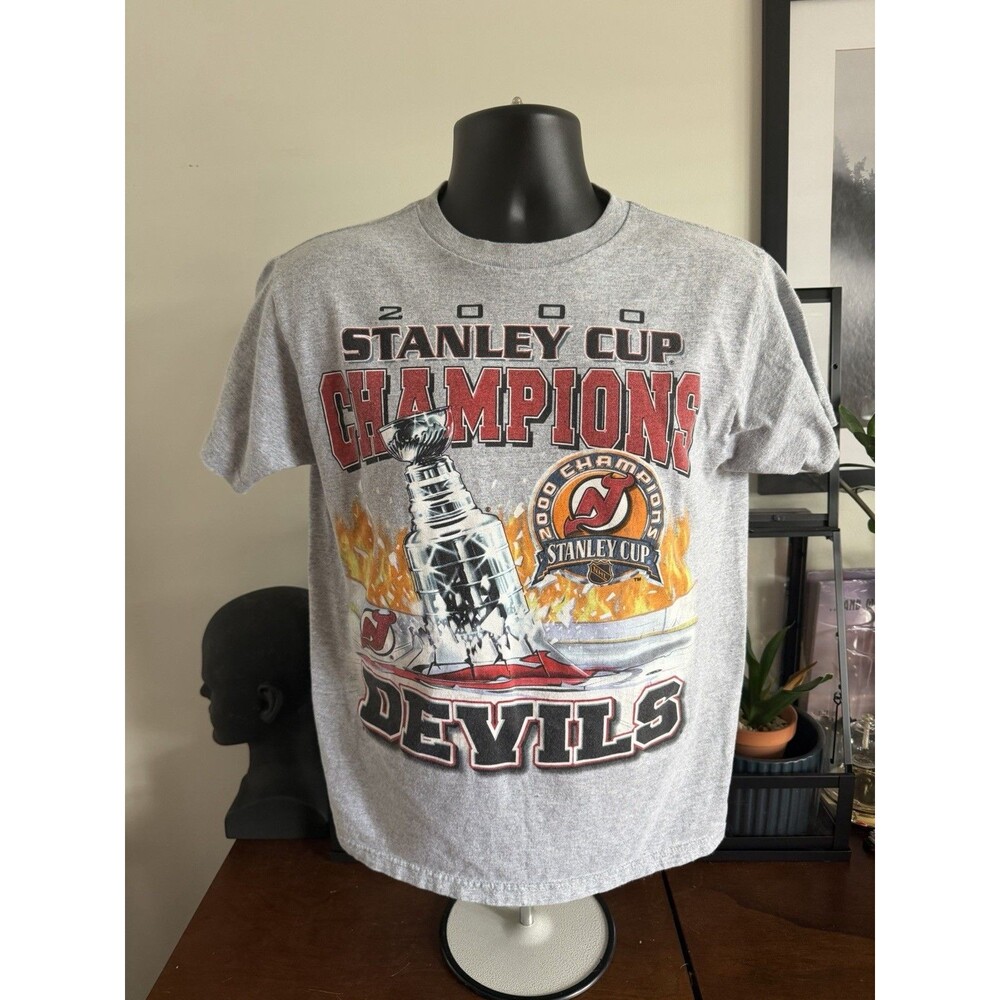 Vintage 2000 NJ Devils Stanley Cup Champions T Shirt Liquid Blue NHL Medium RARE